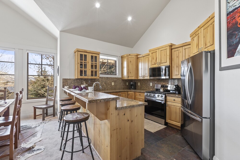 Park City Ski Resort - Town Pointe Condos