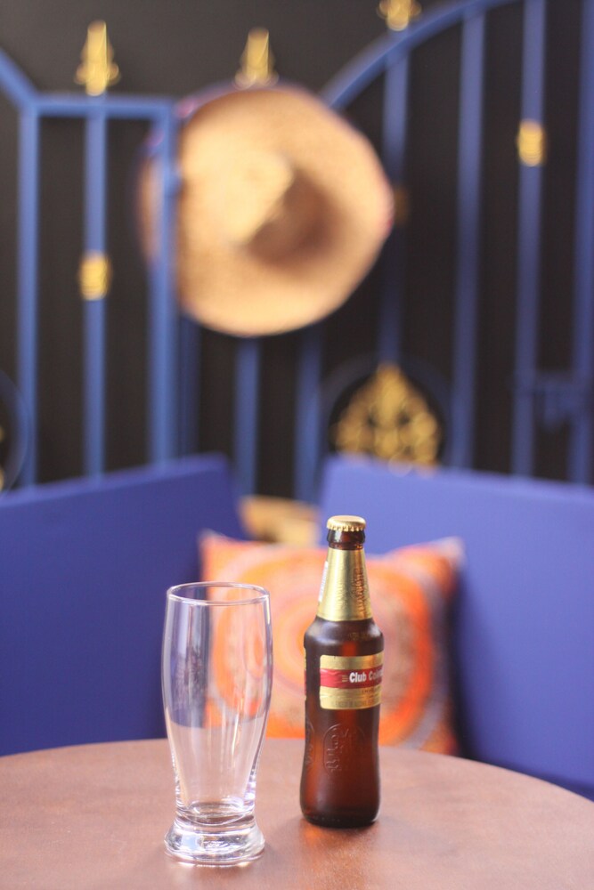 Hotel Trip Monkey Hostel - Image 1