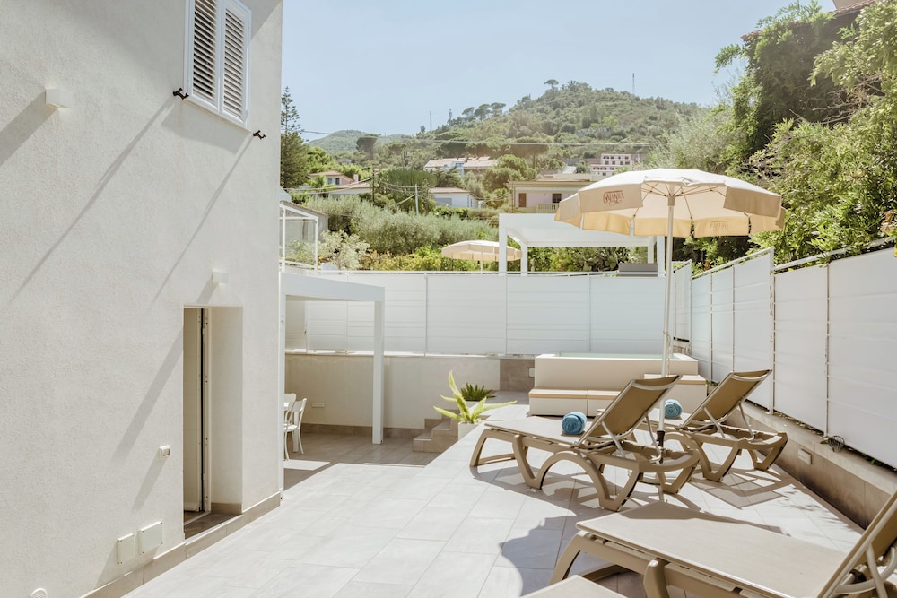Hotiday Apartments Cefalù