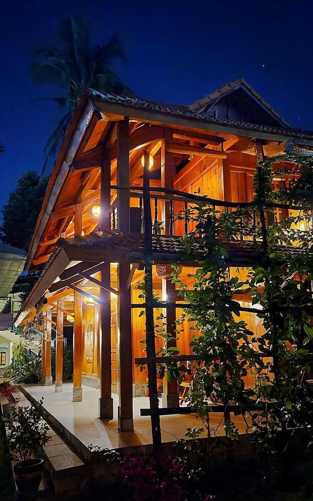 Suncosy Central Resort