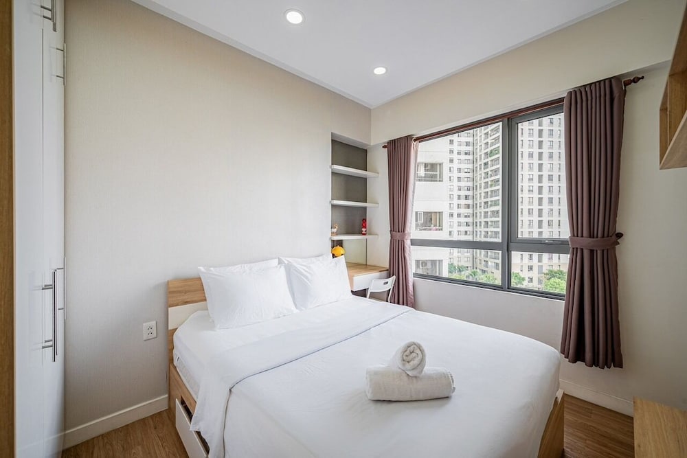 Masteri Luxury City Apartment