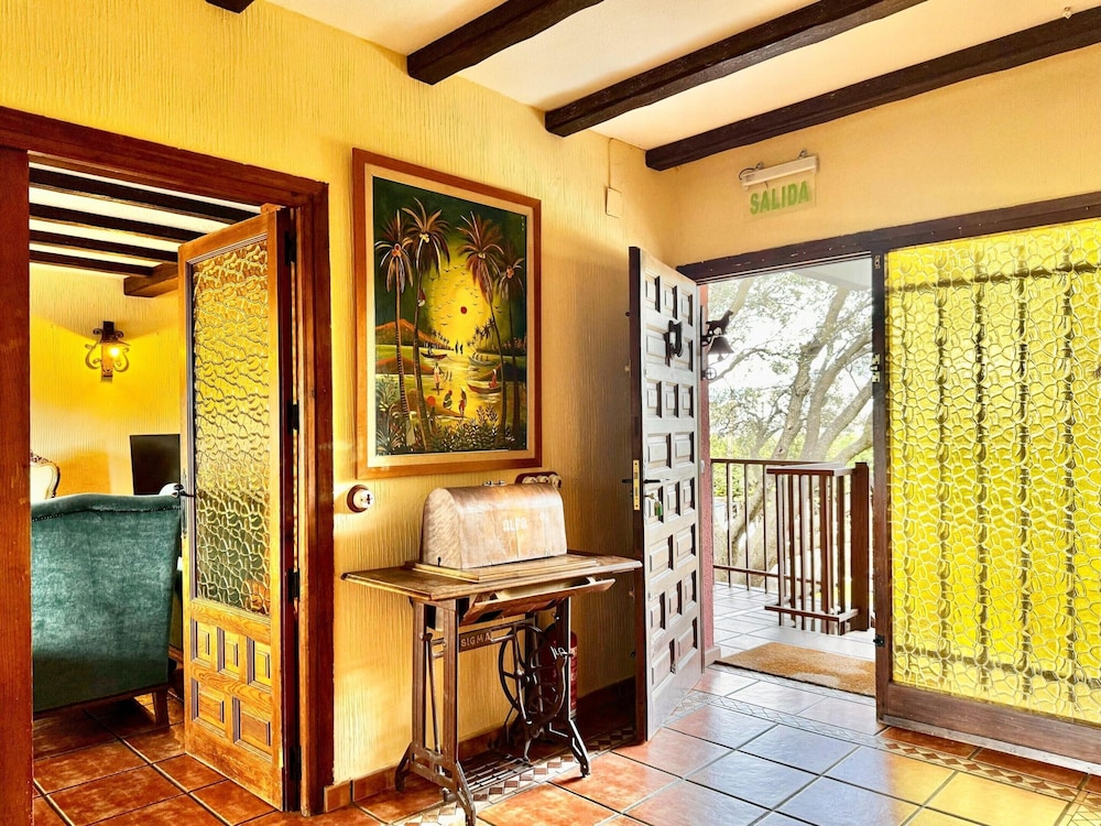 Rural Apartment With Private Garden