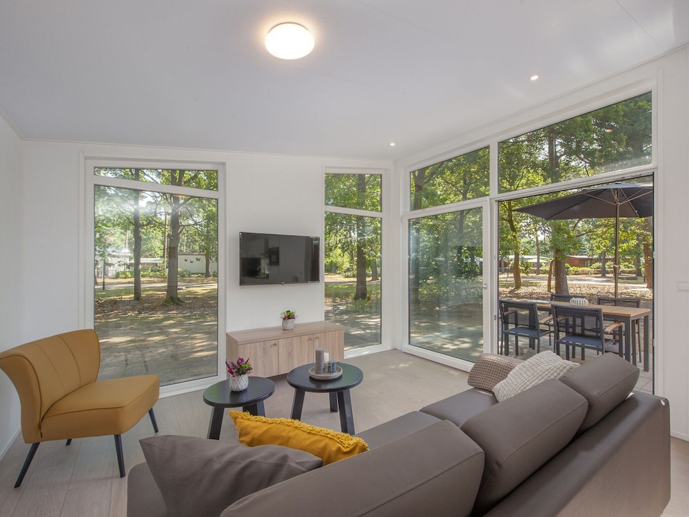 Modern Lodge With Dishwasher, Near Helmond view 5