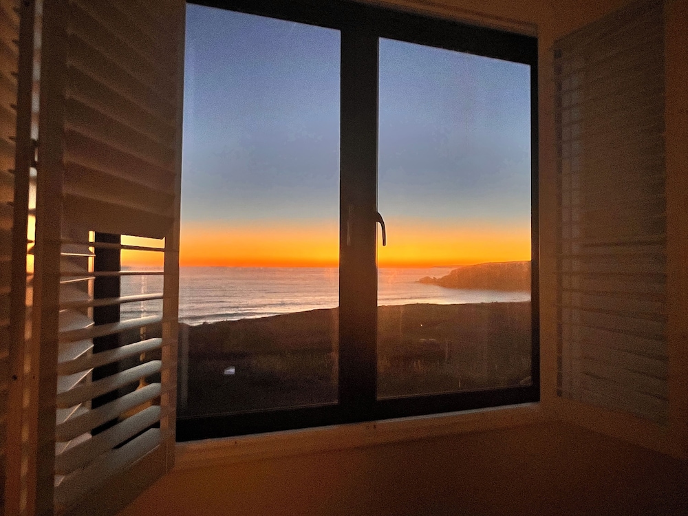 Sea Sands