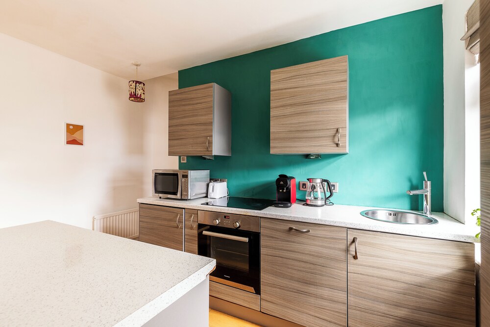 A Tranquil One-bedroom Flat Near Brockwell Park