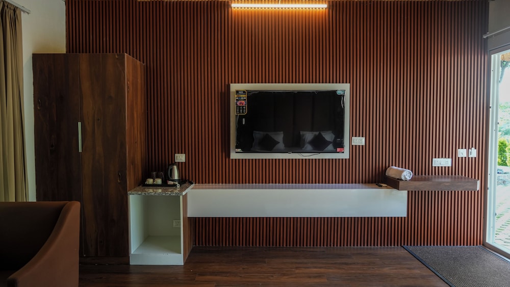 Rana Farm & Resort