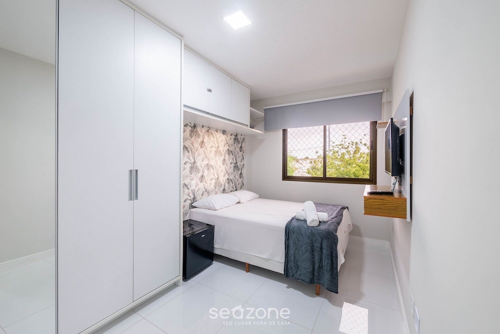 Complete Apt Near Stella Maris Beach Jsm0103