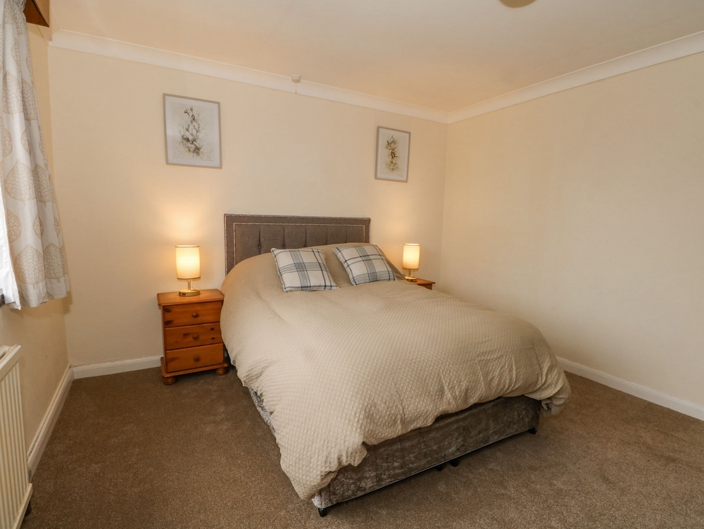 Hawksbridge Bungalow