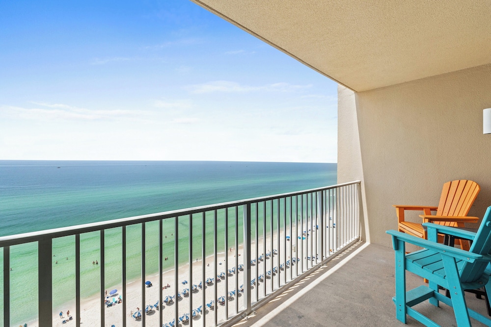 Tidewater by Book That Condo