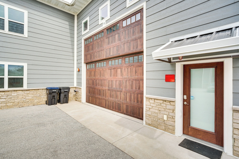 Home Near Road America & Elkhart Lake