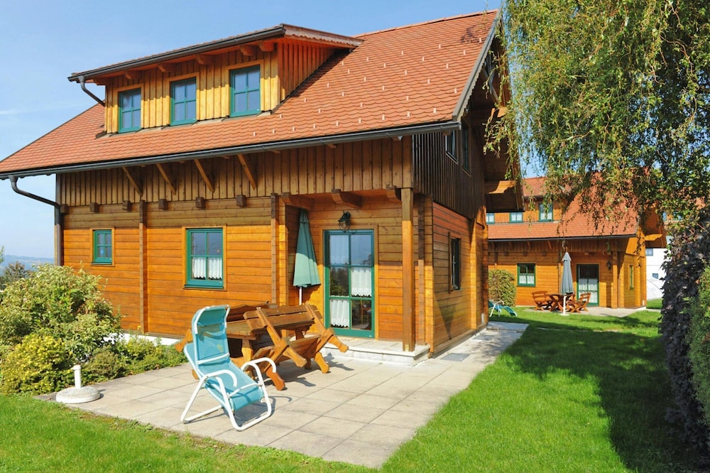 Chalet Near Kalkalpen National Park