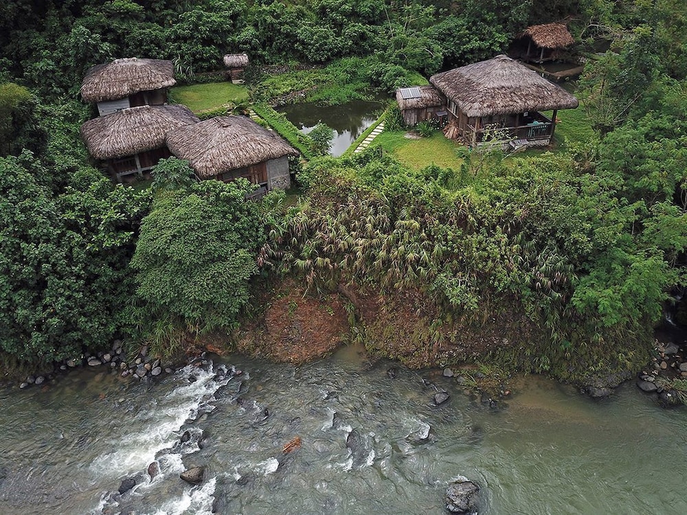 Ilyn's Homeyplace by Travelax view 2