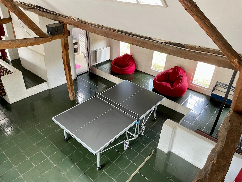 Spacious Farmhouse near Forest in Stramproy view 3