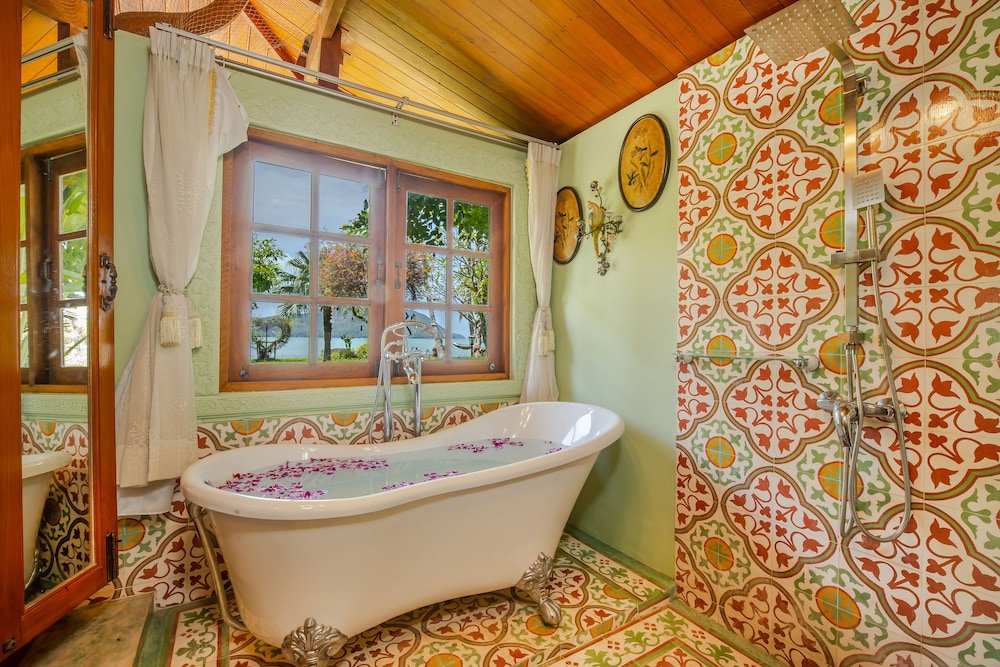 Royal Thai Villas Phuket