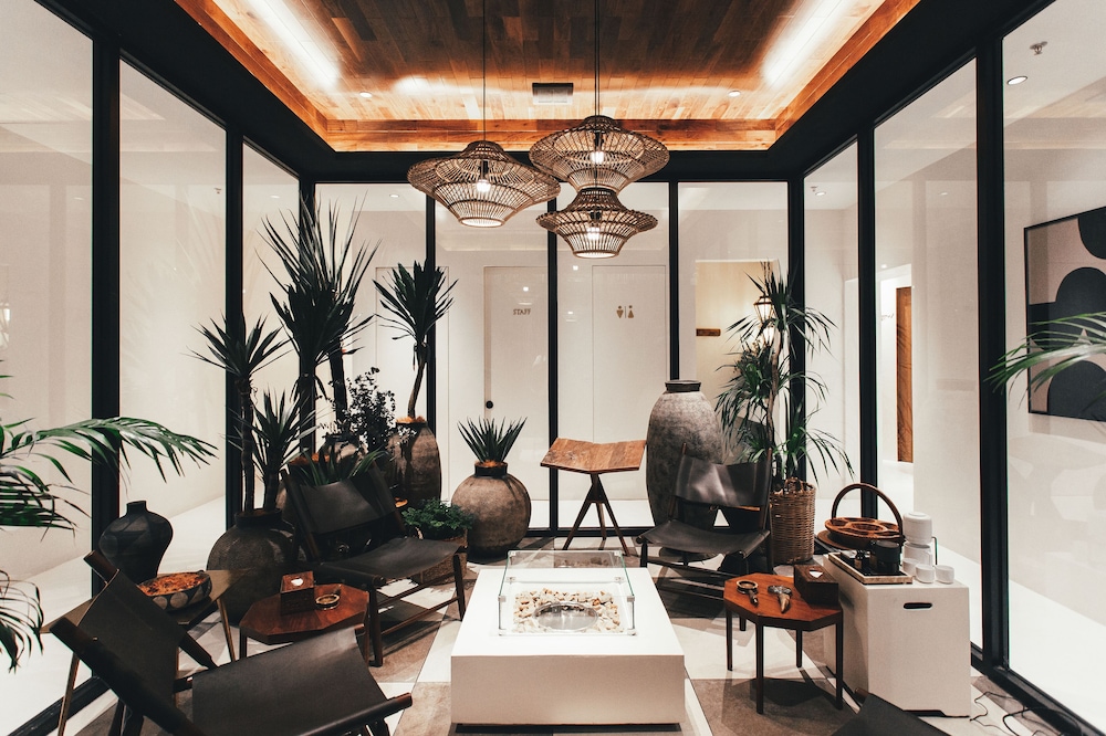 Dalian Sishi Jingyu Beach Resort Hotel