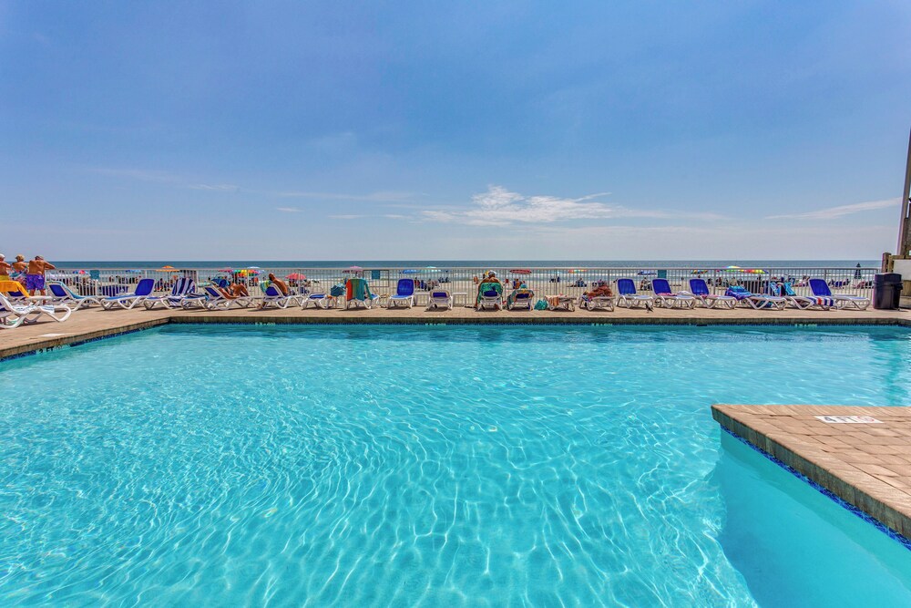 14th-floor Oceanfront Condo in Myrtle Beach!