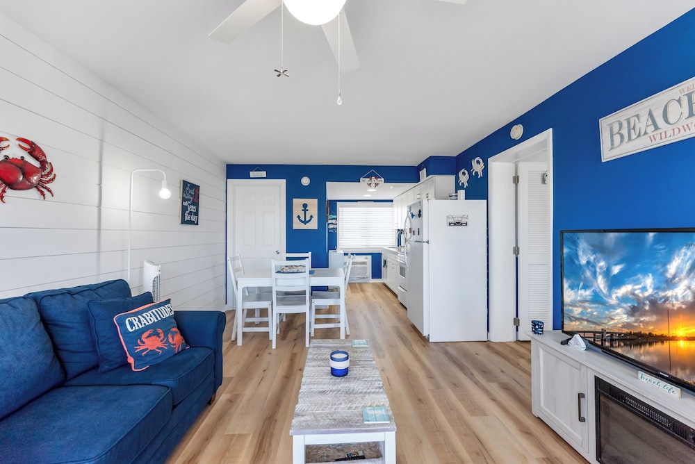 The Harbor Light Family Resort