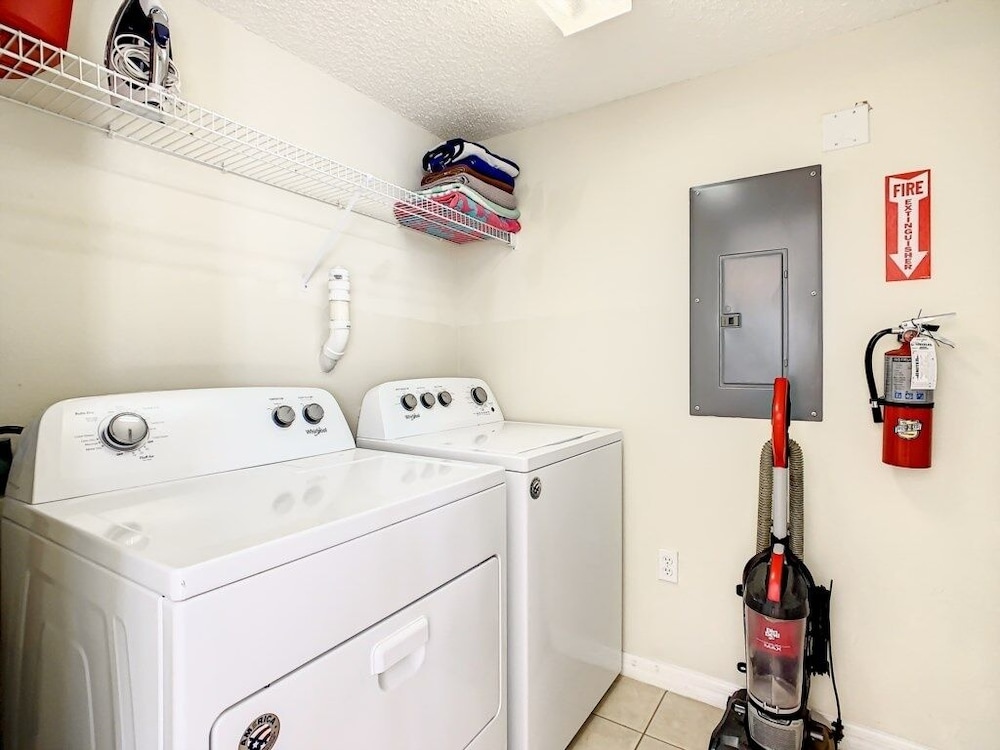 3br Townhome At Emerald Resort Near Disney 3 Bedroom Townhouse