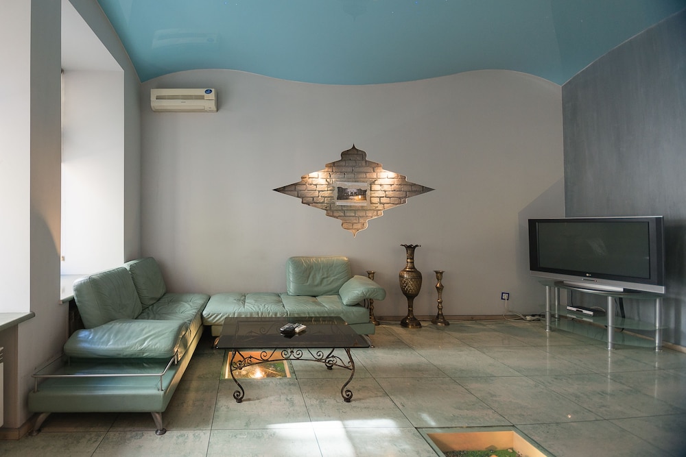 Kiev Accommodation Hotel Service