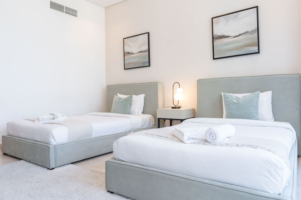 3 Bedroom Apartment in Sterling West With Full Burj Khalifa Views