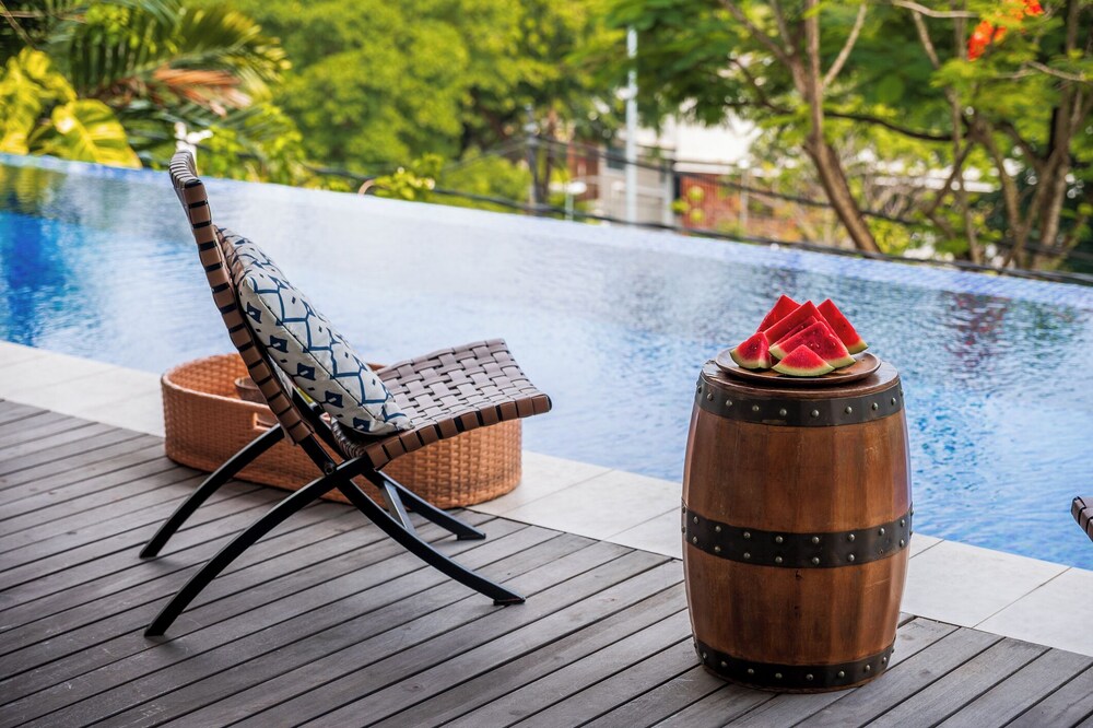 38Pax Flame of the Forest Retreat Villa KL by Verano