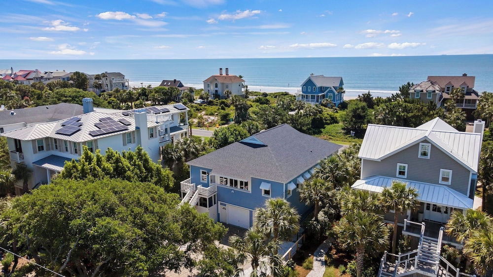 Historic Isle of Palms Retreat Near the Beach w/ Pool & Screened Porch Roosevelt Retreat by Avantstay