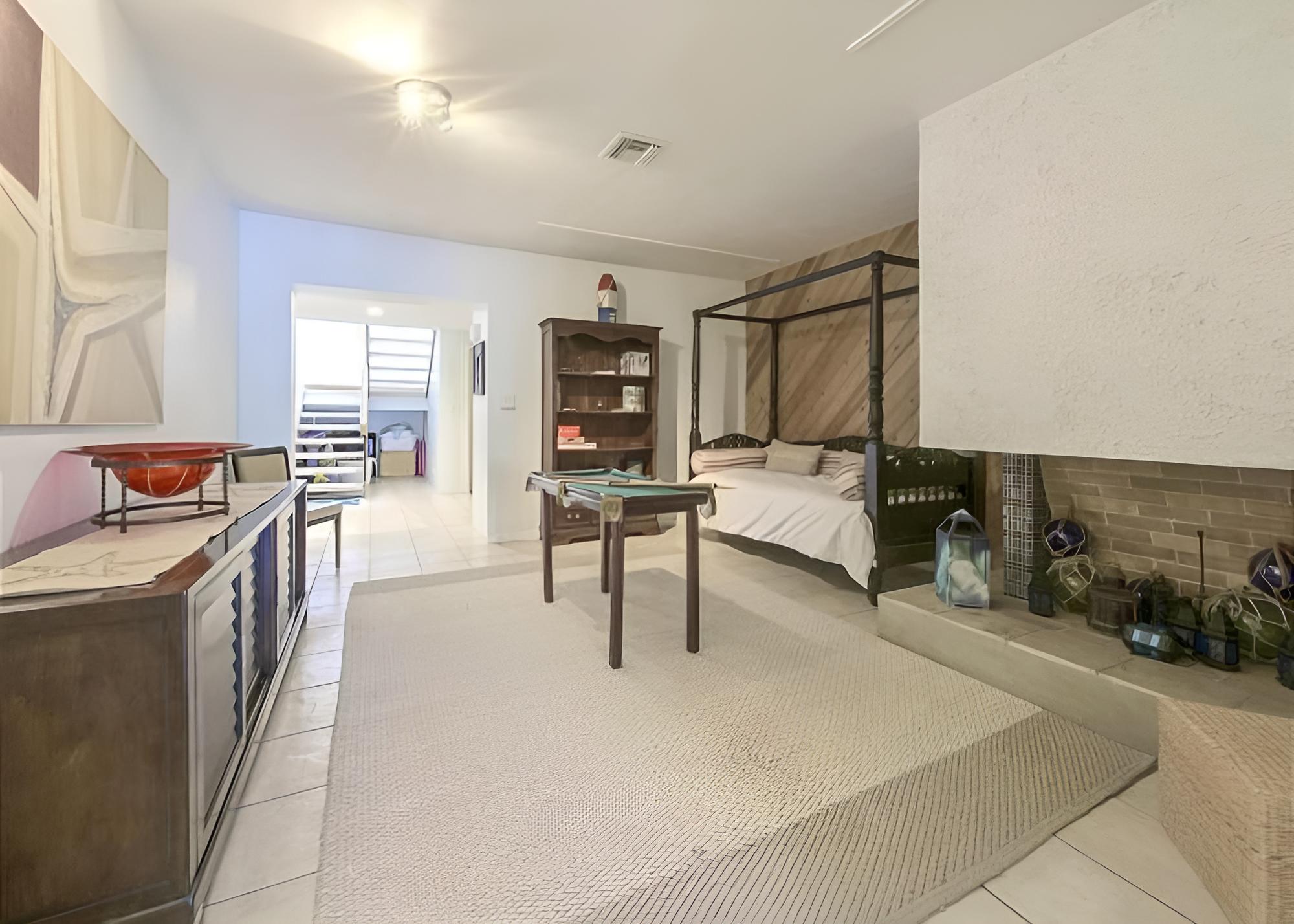 Salty Bungalow Azul