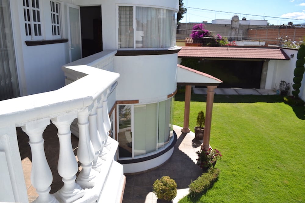 La Aurora Hotel like Home