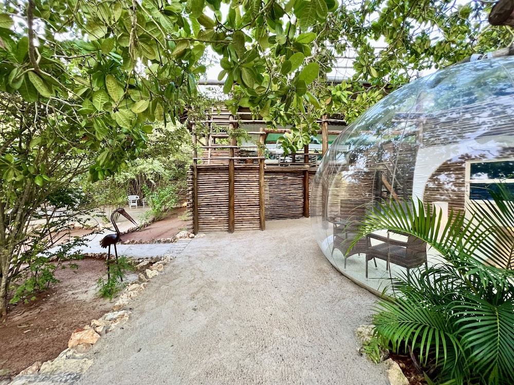 Rock and Sea Resort