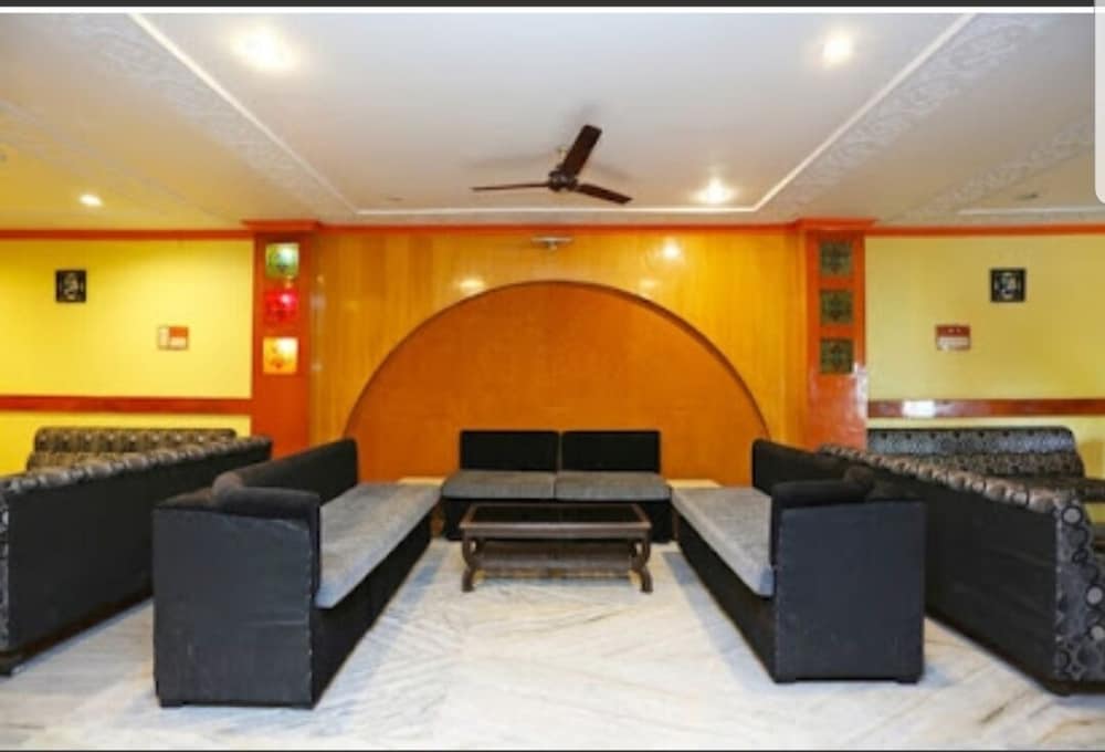 Hotel Sharda