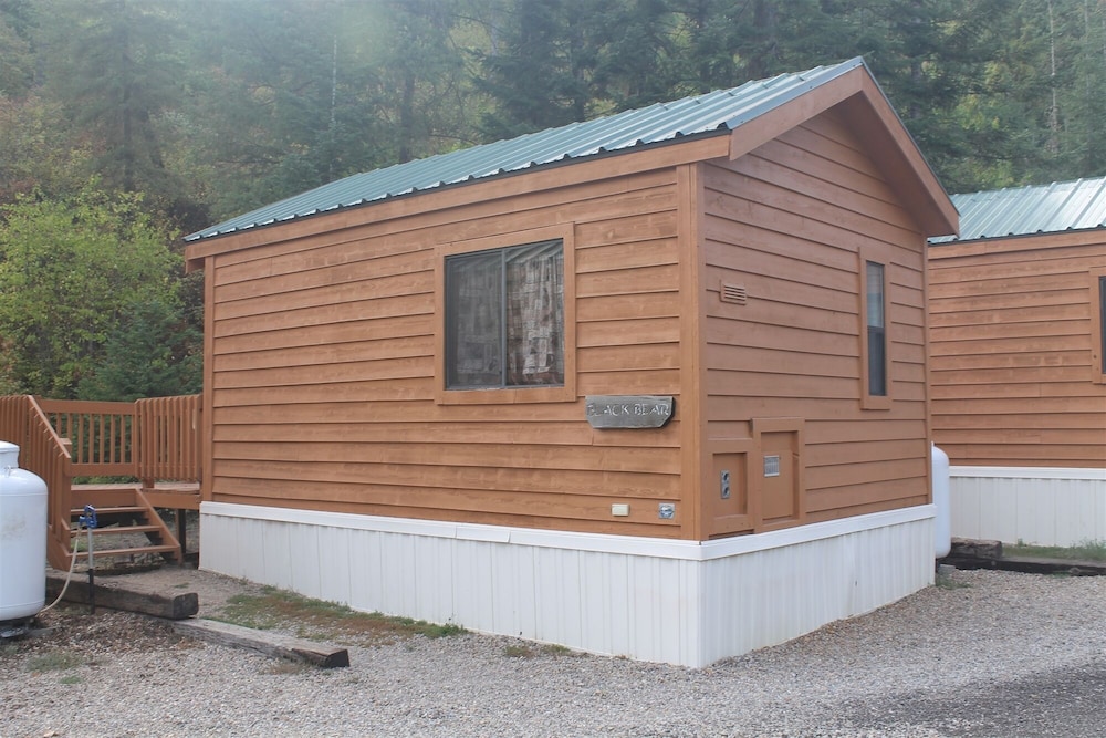 Deer Lake Resort