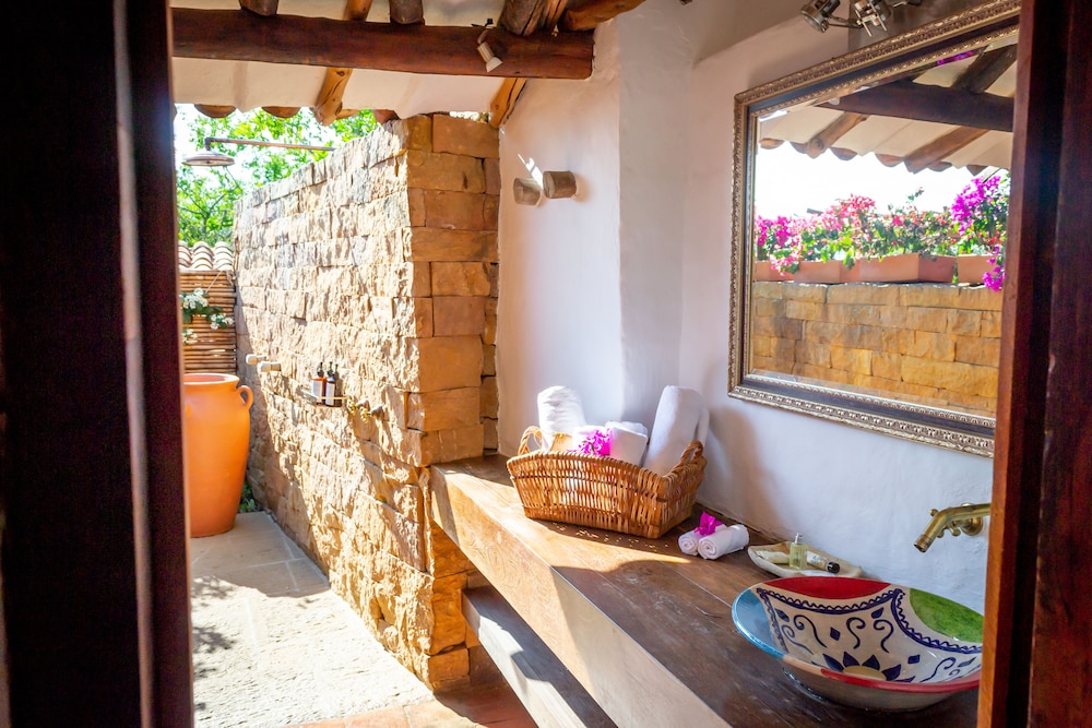 Casa Yahri