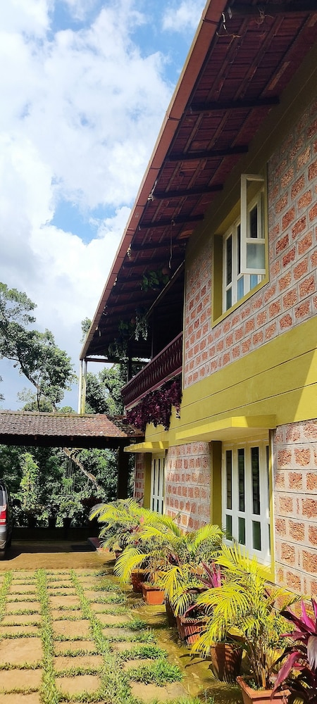 Heights Farm Stay - Coffee Estate Stay