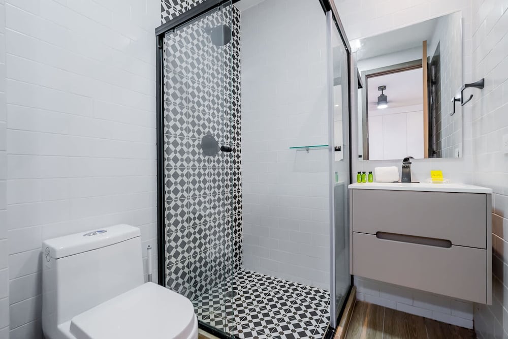 w Beautiful 2BR w Balcony in Casco Viejo