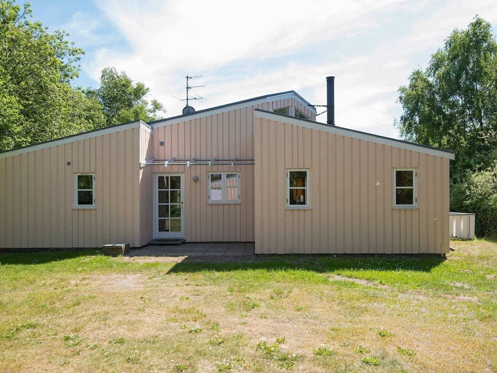 10 Person Holiday Home in Ebeltoft-by Traum