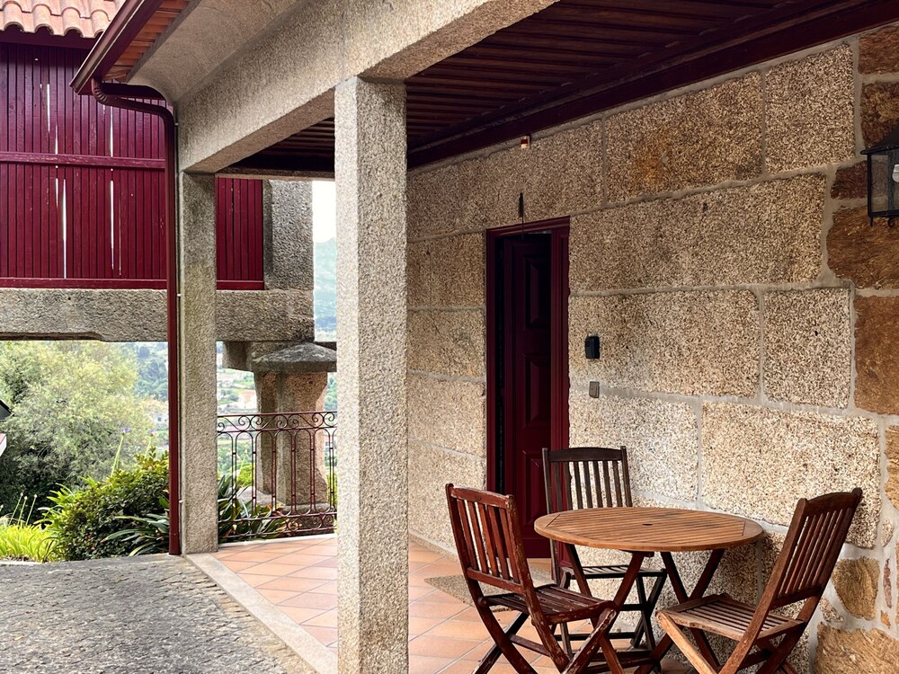 Nomad s Country - Cimo de Vila The Granary View