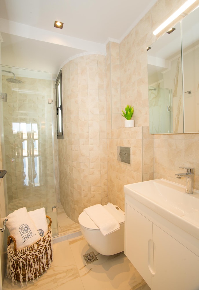 Sunrise Villas Collection