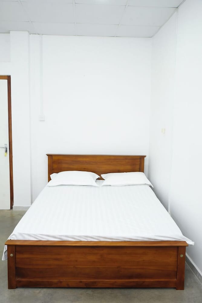 Colombo Mount Hostel
