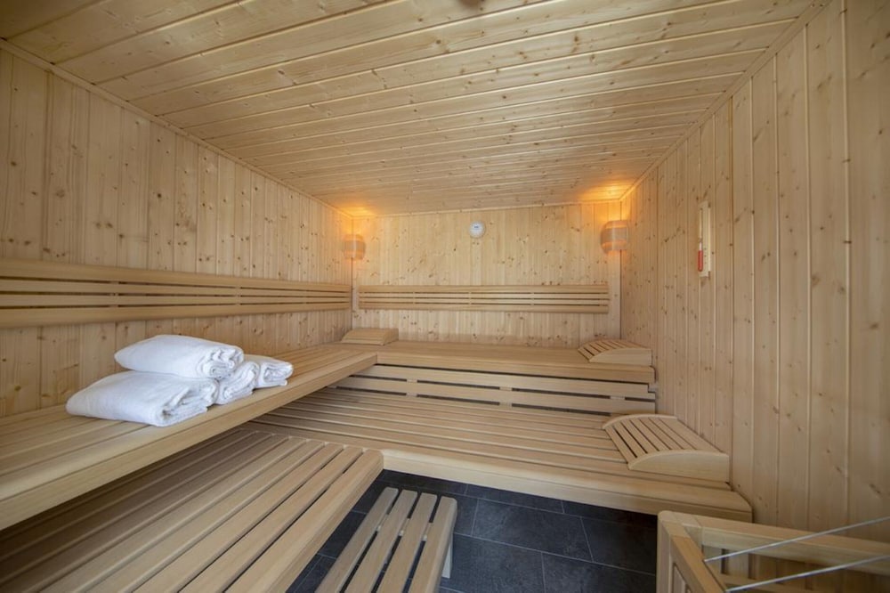 Chalet in Neukirchen Near Ski Lift & Sauna