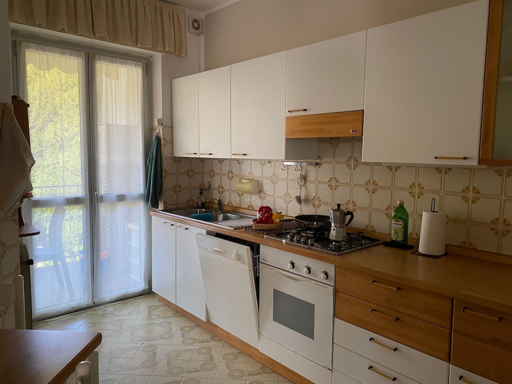Marconi Lake View Apartment in Baveno view 4