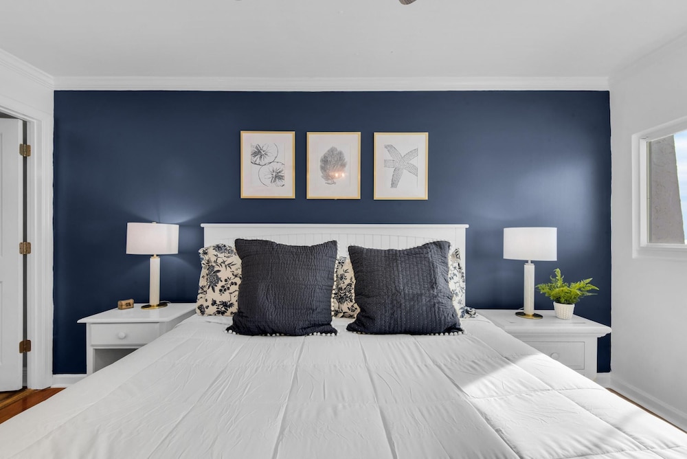 Beach House 502d