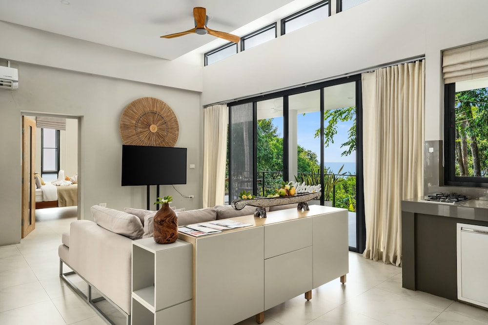 Serene Escape at Asia Blue Villa One - Your Luxurious 3-bed Villa Retreat Awaits