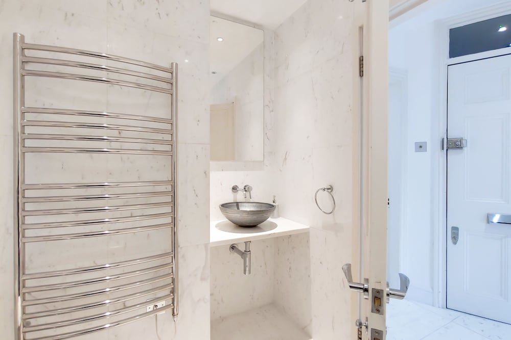 The Knightsbridge Residences