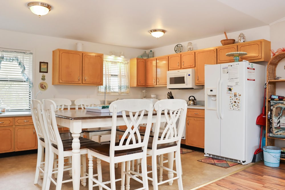 Blue Moon Cottage
