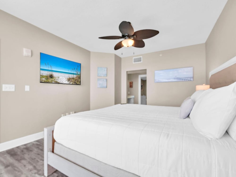 Majestic Beach Towers 2-1608