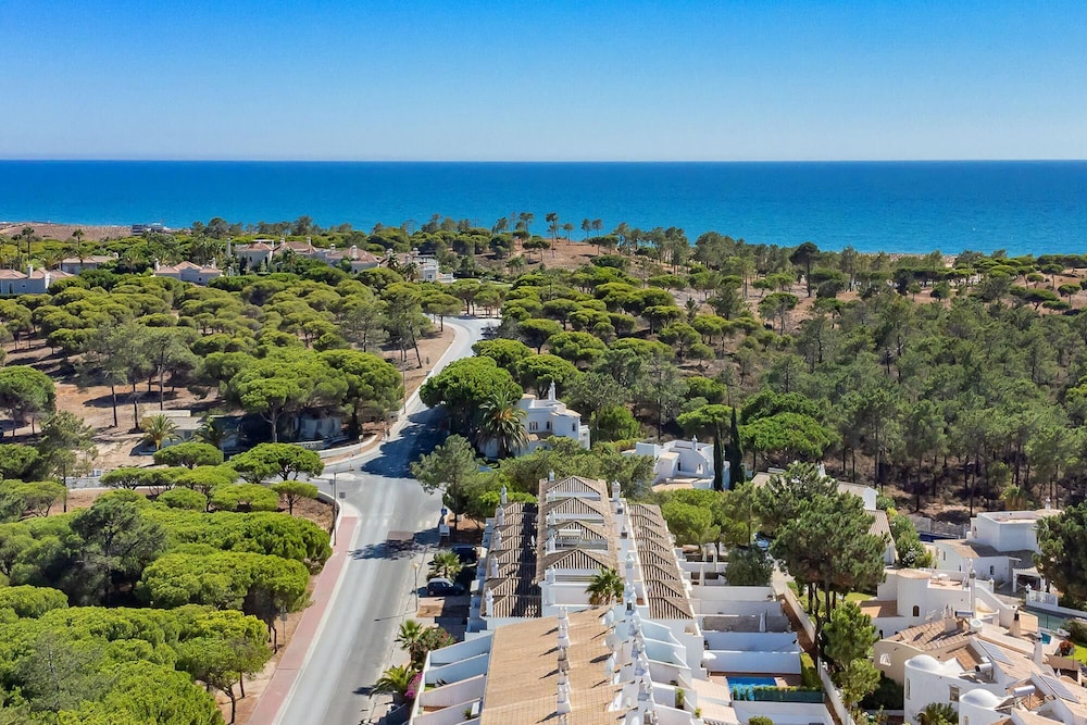 Townhouse Perola - Vale do Garr o view 2