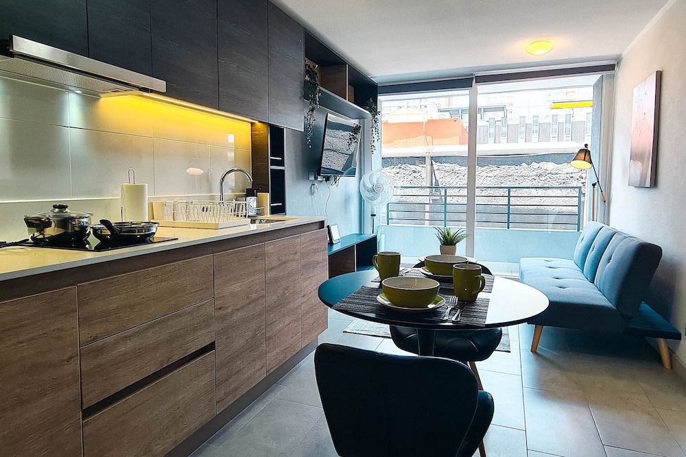 Mackenna Spot by Andes+