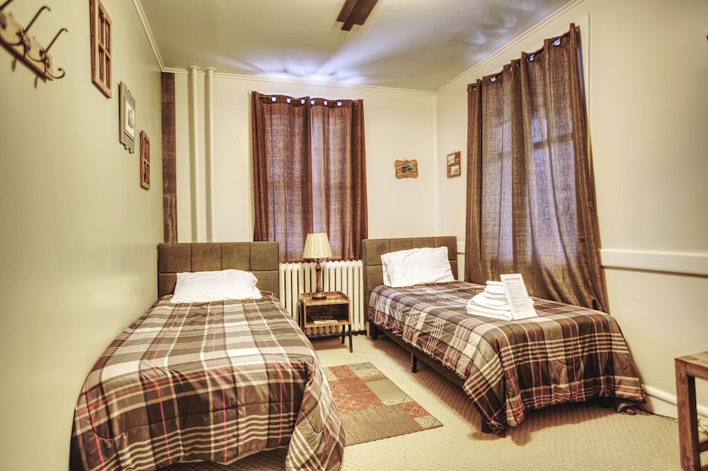 Prescott House ADK