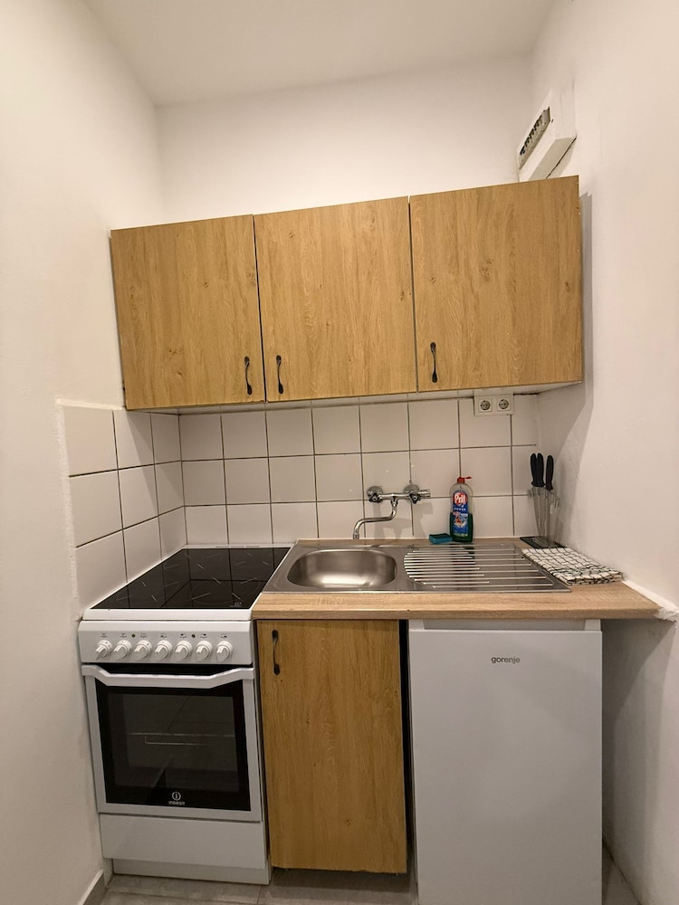Affordable 2BR Apt 10 Min to Westbahnhof