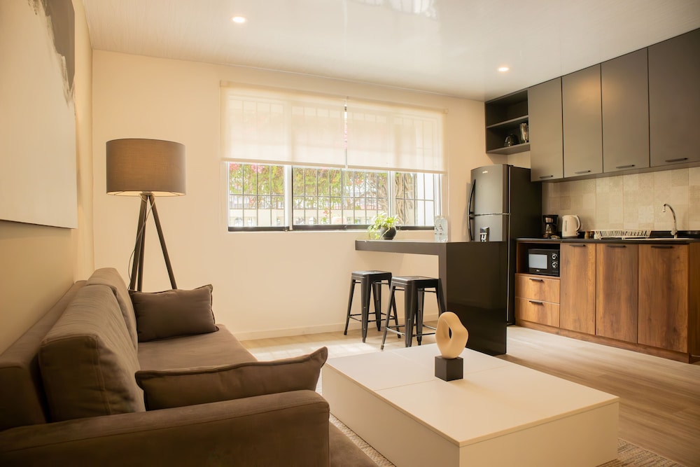 w Spectacular 1BR w Terrace in Miraflores